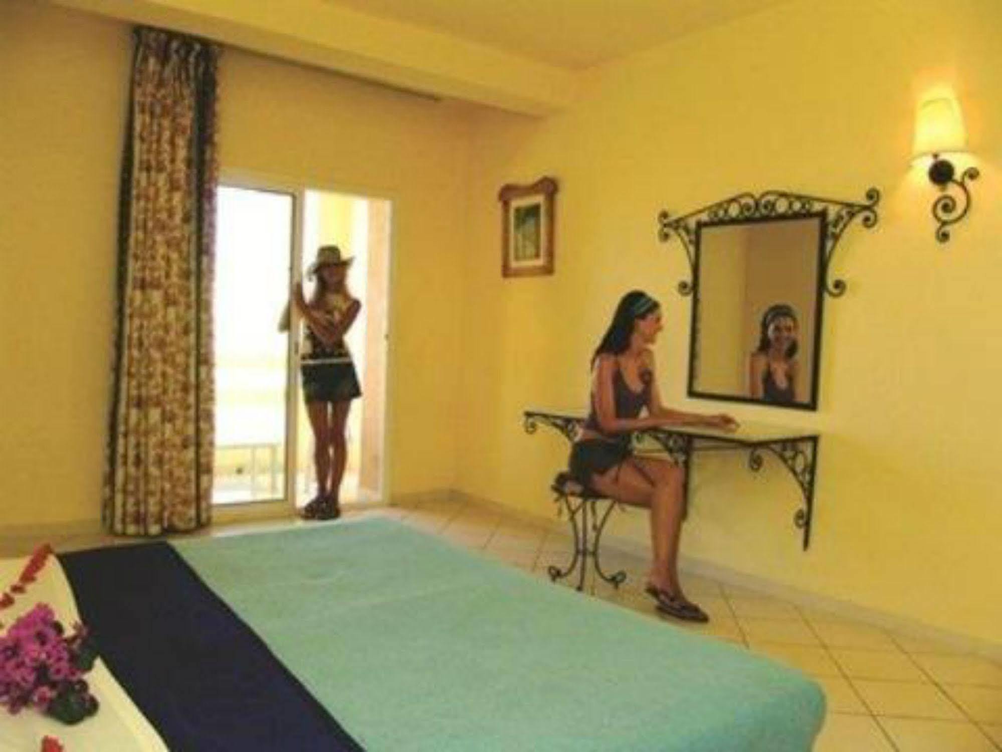 Sun Beach Resort Hammam Chott Exterior foto